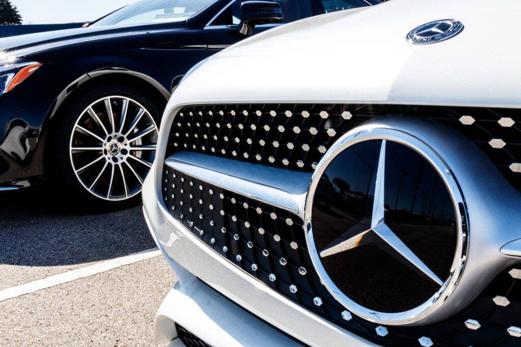 Mercedes-Benz Recalls C-Class Convertibles for Defective Seatbelts